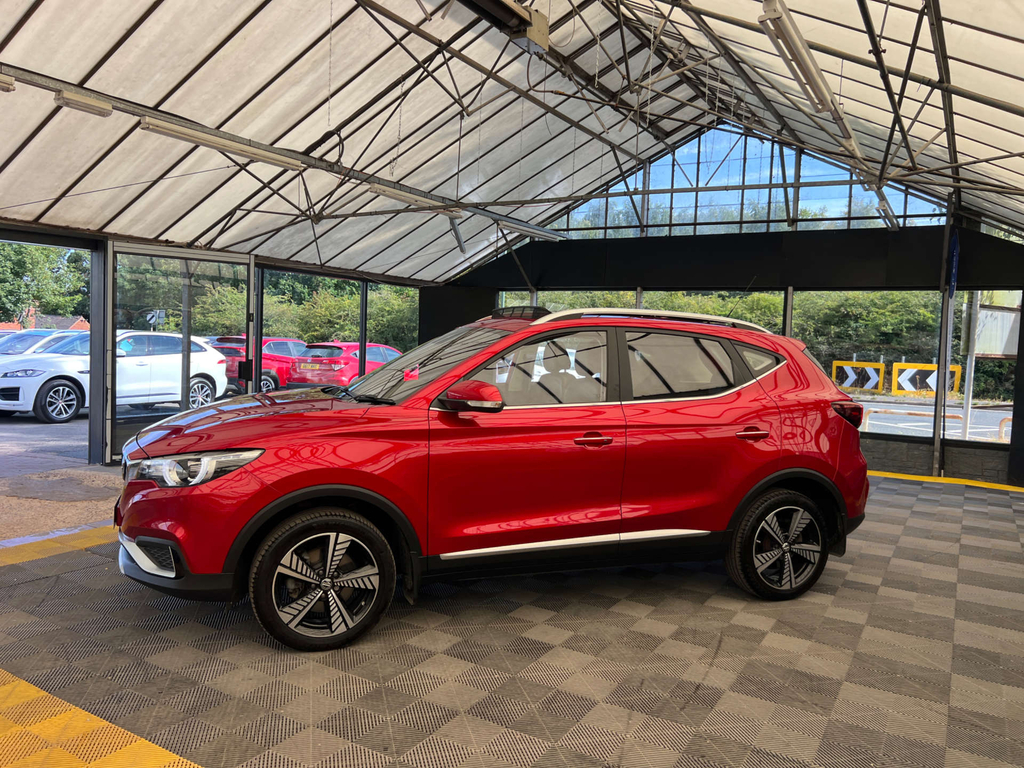 MG ZS Suv Red #3