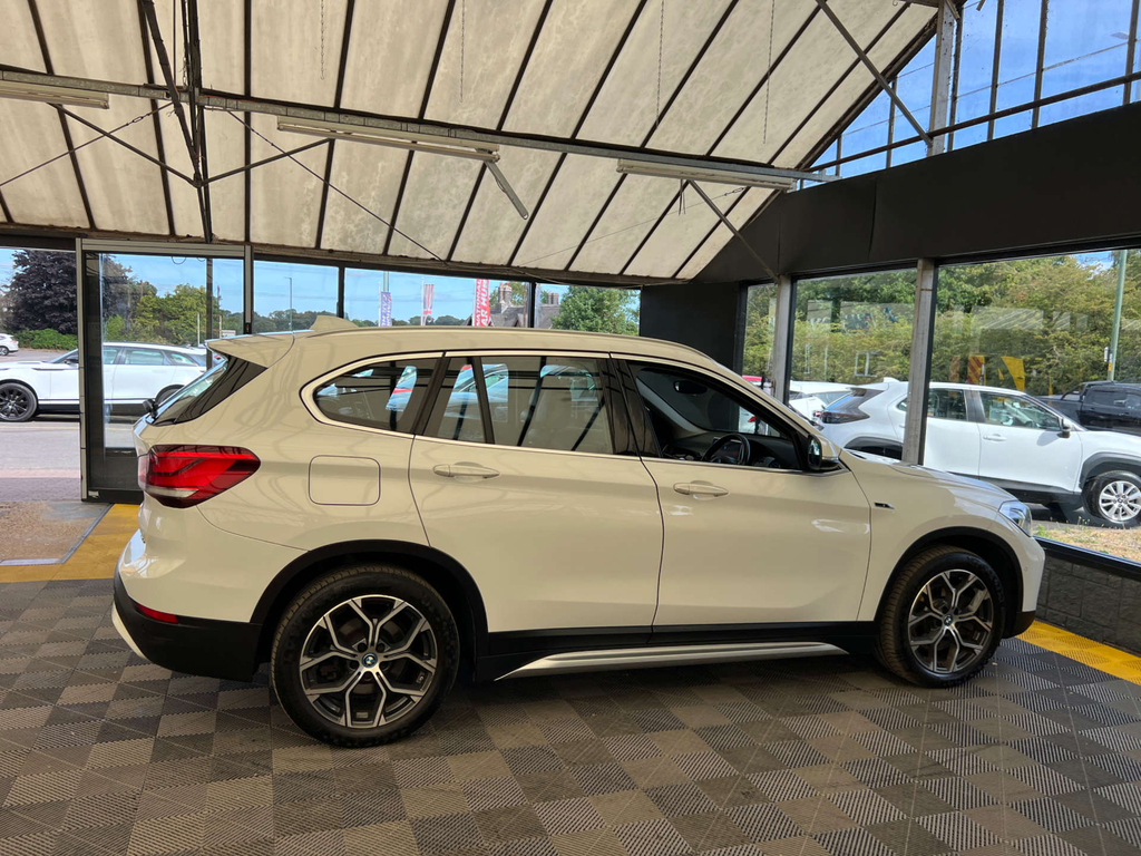 BMW X1 Suv White #5