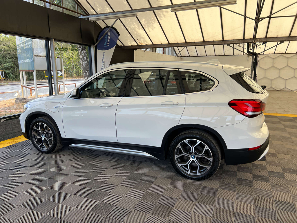 BMW X1 Suv White #4