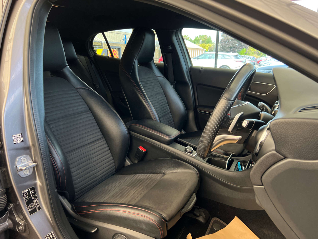 Mercedes-Benz GLA Class Gla 180 Amg Line Edition Grey #6