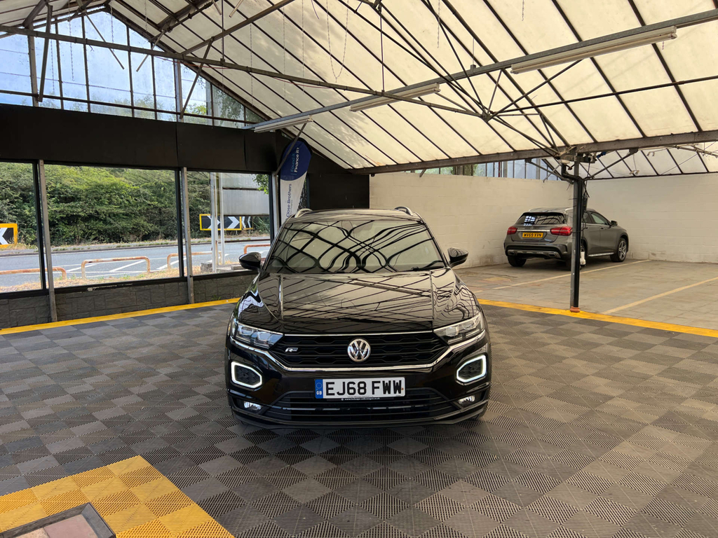 Volkswagen T-Roc Suv Black #2