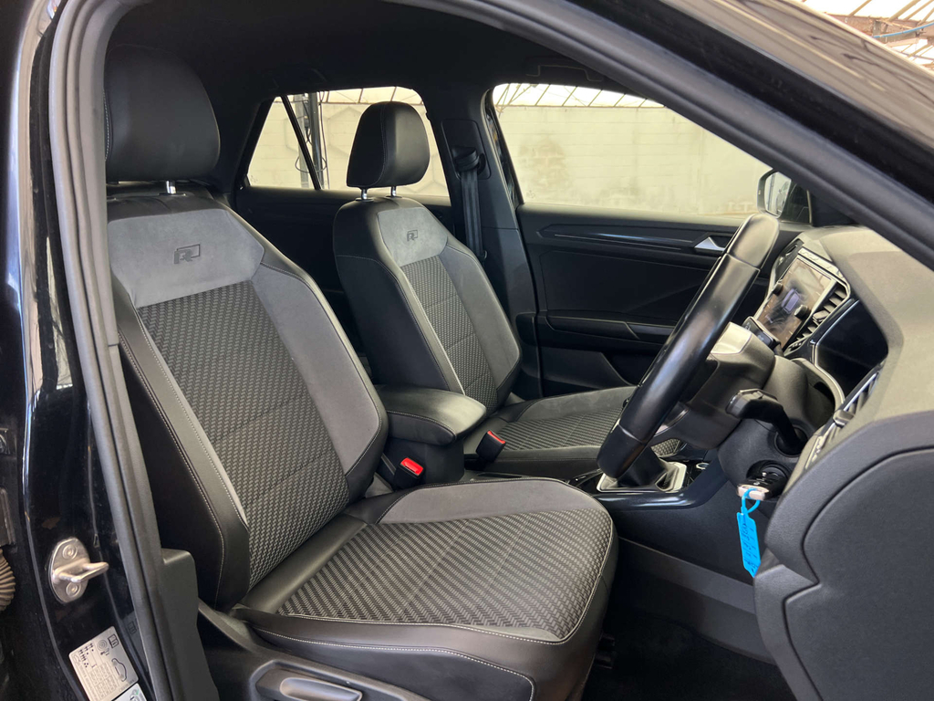 Volkswagen T-Roc Suv Black #6
