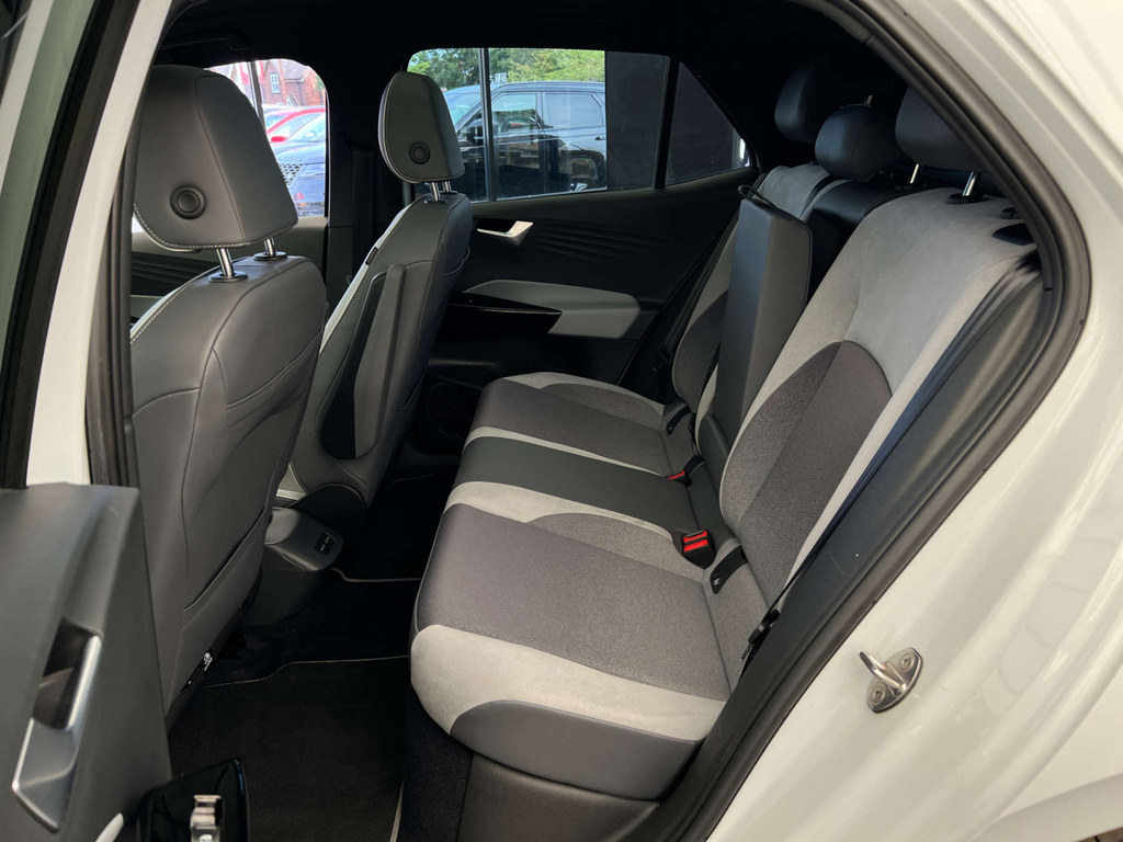 Volkswagen ID.3 150Kw Family Pro Performance 58Kwh White #19
