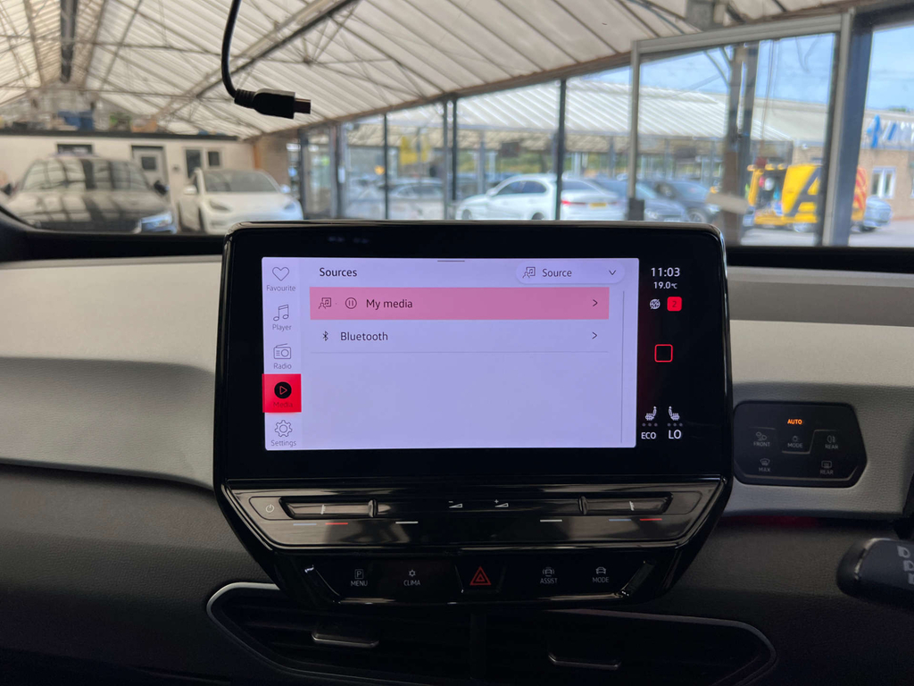 Volkswagen ID.3 150Kw Family Pro Performance 58Kwh White #13