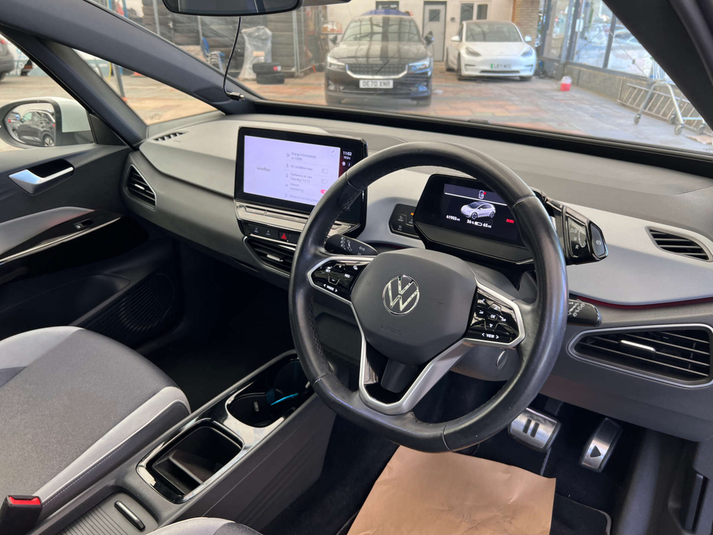 Volkswagen ID.3 150Kw Family Pro Performance 58Kwh White #7