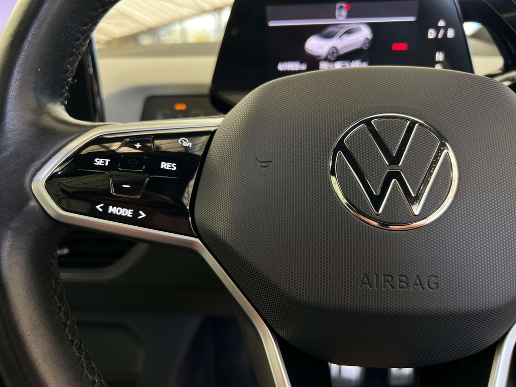 Volkswagen ID.3 150Kw Family Pro Performance 58Kwh White #9