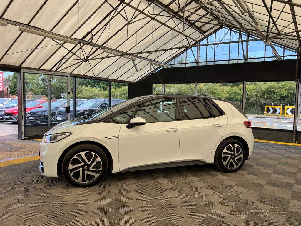 Volkswagen ID.3 Hatchback White #3