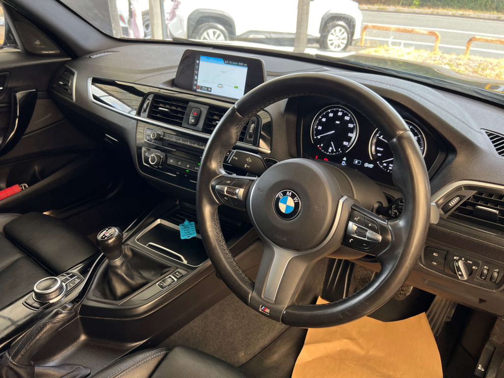 BMW 1 Series 118I M Sport Shadow Edition Black #5