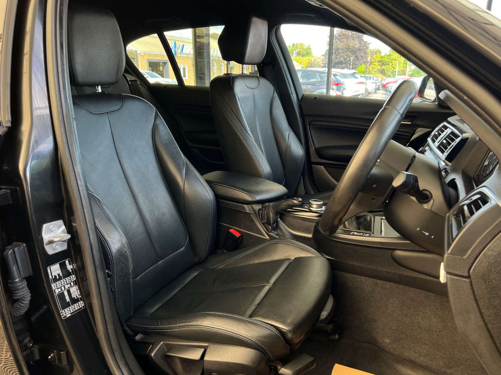 BMW 1 Series 118I M Sport Shadow Edition Black #4