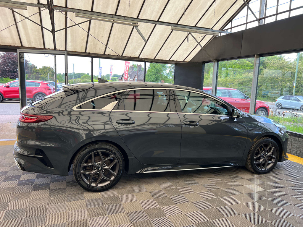 Kia Proceed 1.6 T-gdi Gt Shooting Brake Dct Euro 6 Black #7