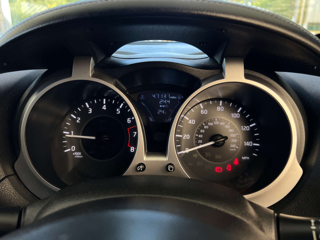 Nissan Juke Juke Bose Personal Edition Silver #6