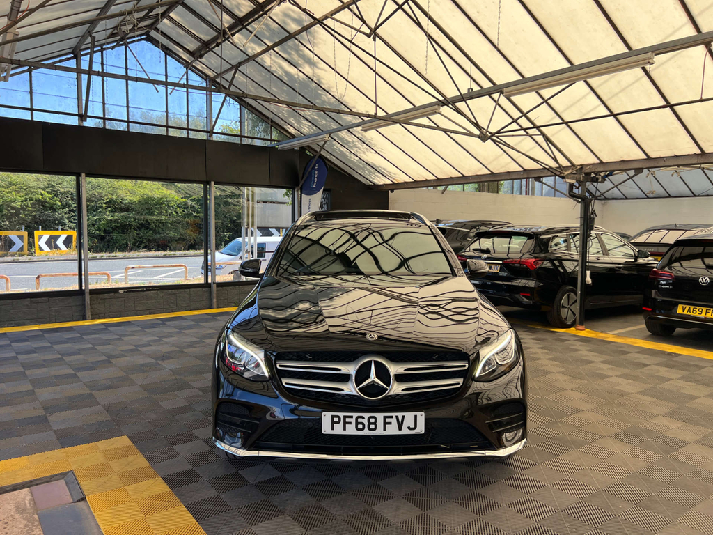 Mercedes-Benz GLC Class Glc 220 D 4Matic Amg Line Premium Black #2