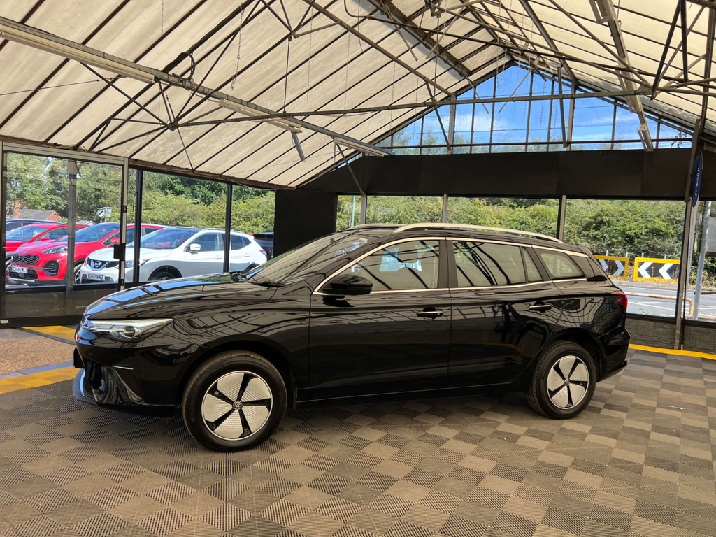 MG MG5 Estate Black #2
