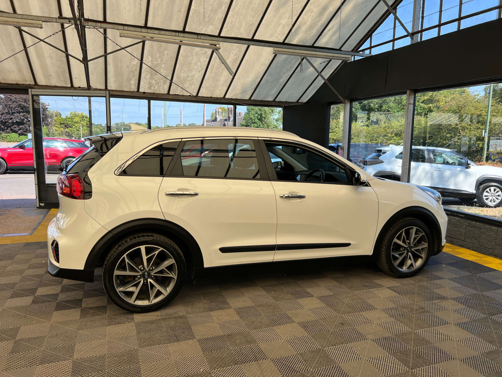 Kia Niro Niro 4 Hev S-a White #5
