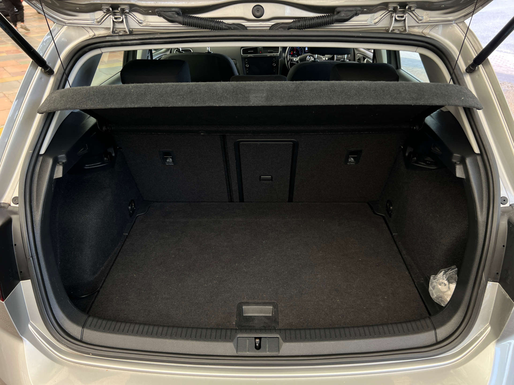 Volkswagen Golf 2.0 Tdi R-line Edition Dsg Pan Roof 18In Alloy Black #18
