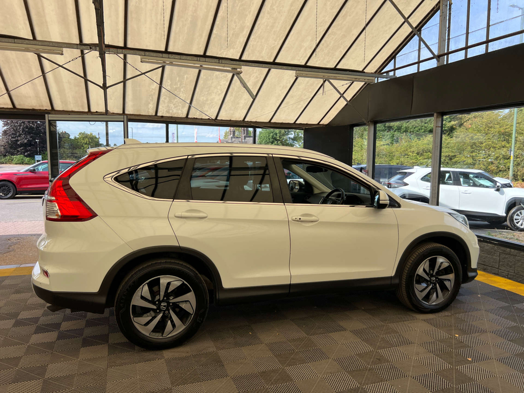 Honda Cr-V Suv White #6
