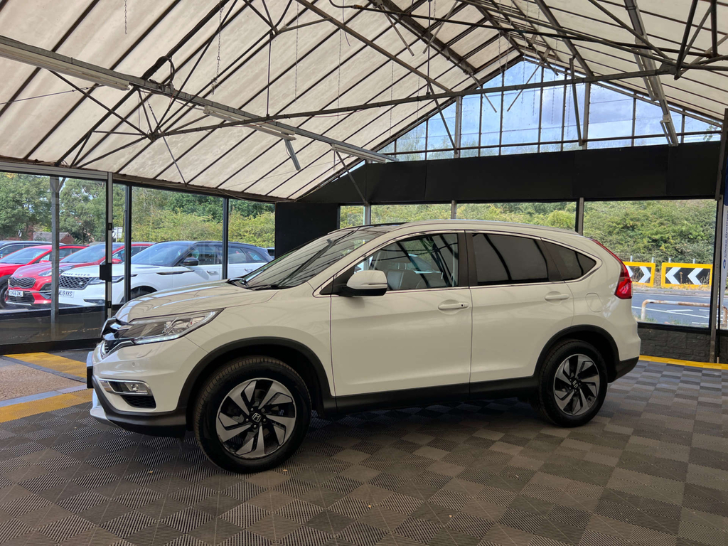 Honda Cr-V Suv White #3