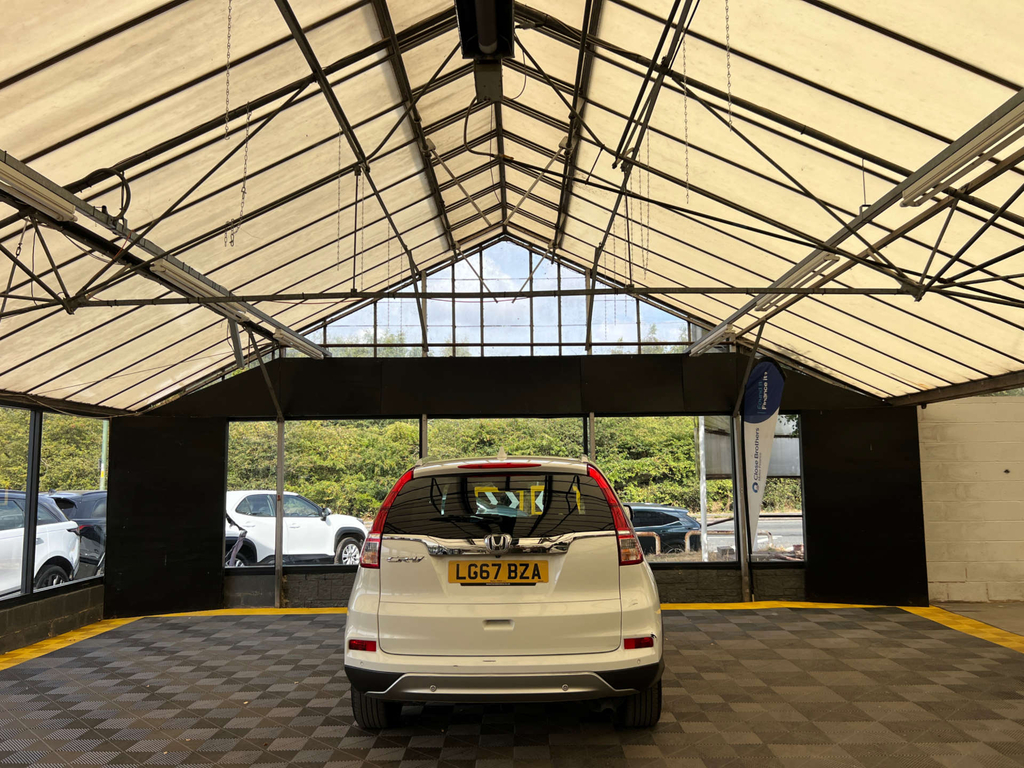 Honda Cr-V Suv White #5