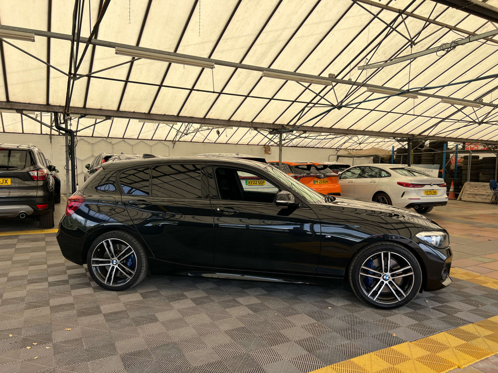 BMW 1 Series 118I M Sport Shadow Edition Black