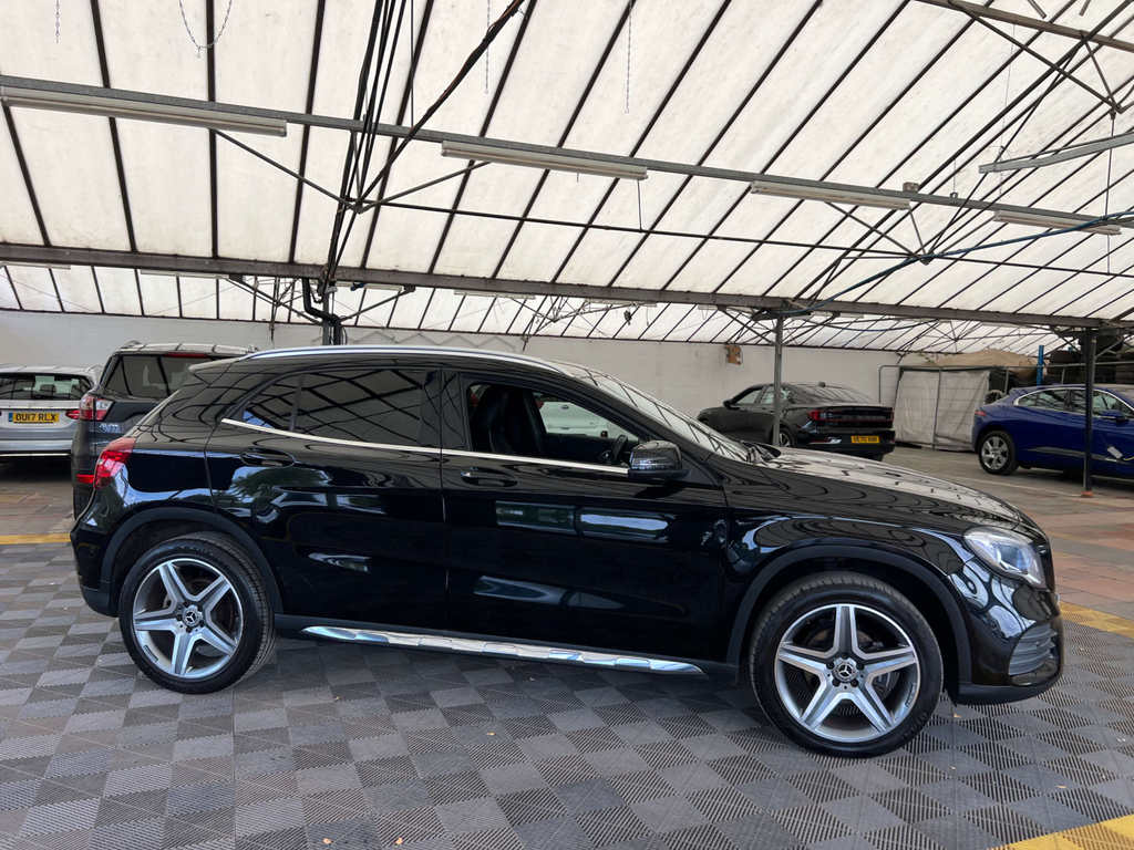 Mercedes-Benz GLA Class Suv Black