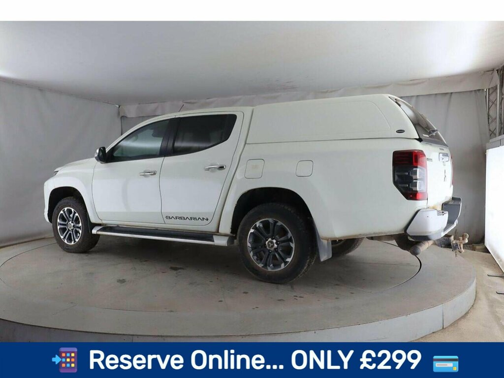 Mitsubishi L200 2.2 Di-d Dc Barbarian 4Wd Euro 6 Ss White #4