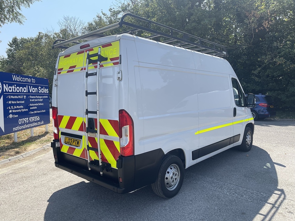 Peugeot Boxer 2.2 Bluehdi 335 Professional Premium L2 H2 Euro LJ23PTM White #6