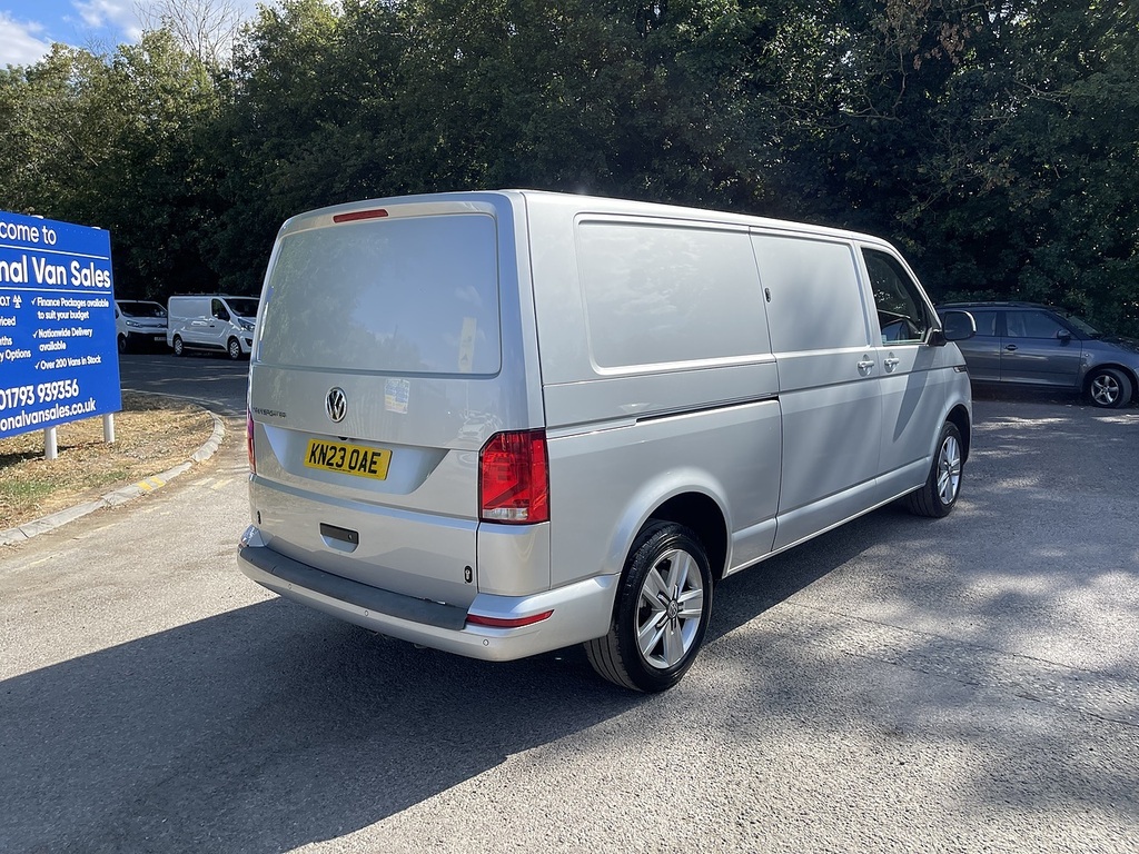 Volkswagen Transporter 2.0 Tdi T32 Highline Dsg Fwd Lwb Euro 6 Ss KN23OAE Silver #6