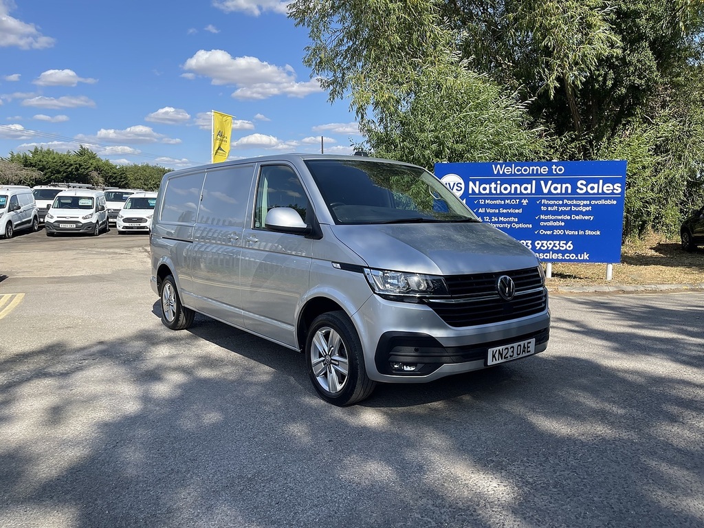 Volkswagen Transporter 2.0 Tdi T32 Highline Dsg Fwd Lwb Euro 6 Ss KN23OAE Silver