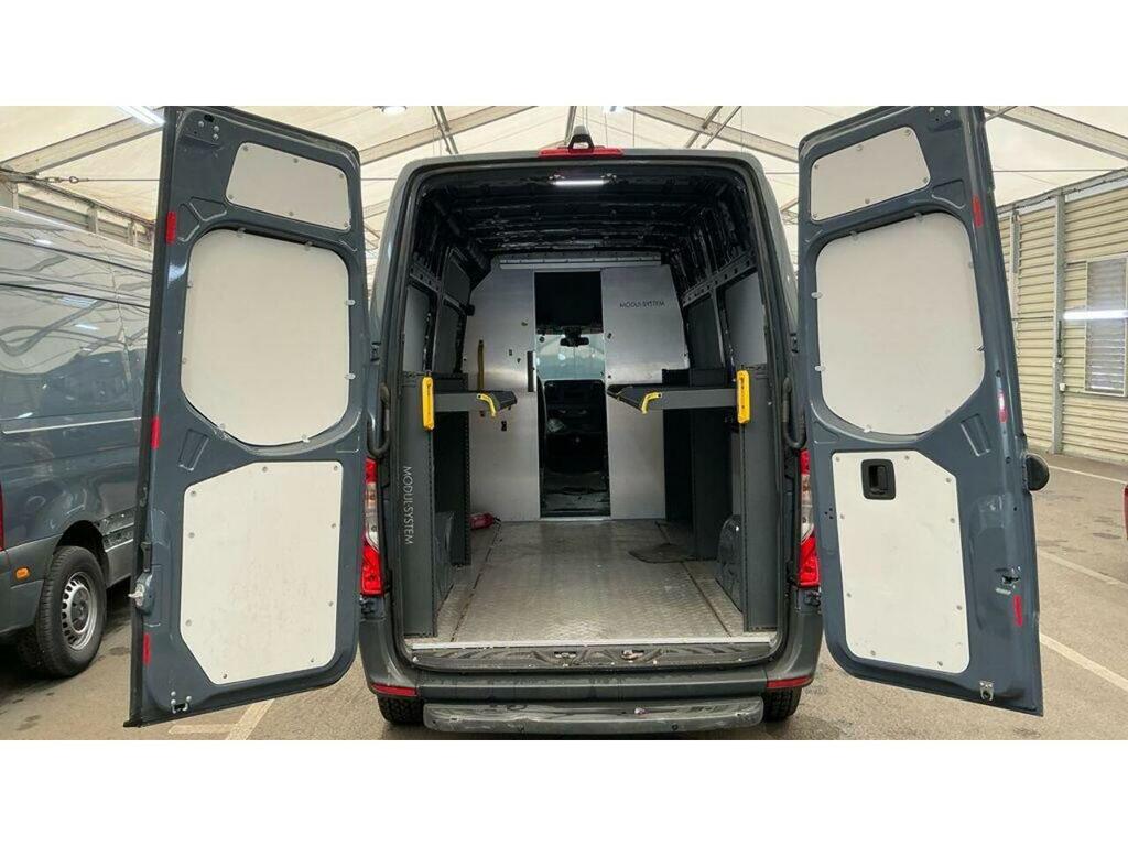 Mercedes-Benz eSprinter Esprinter Progressive Panel Van Grey #3