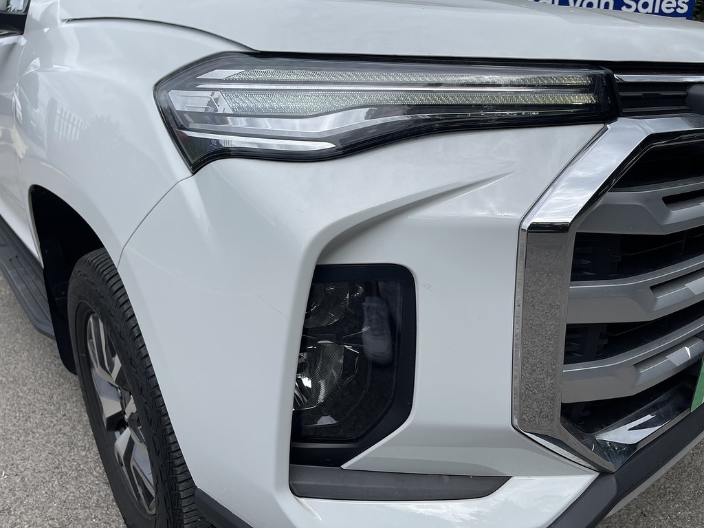 Maxus T90 T90ev Elite Pickup White #6