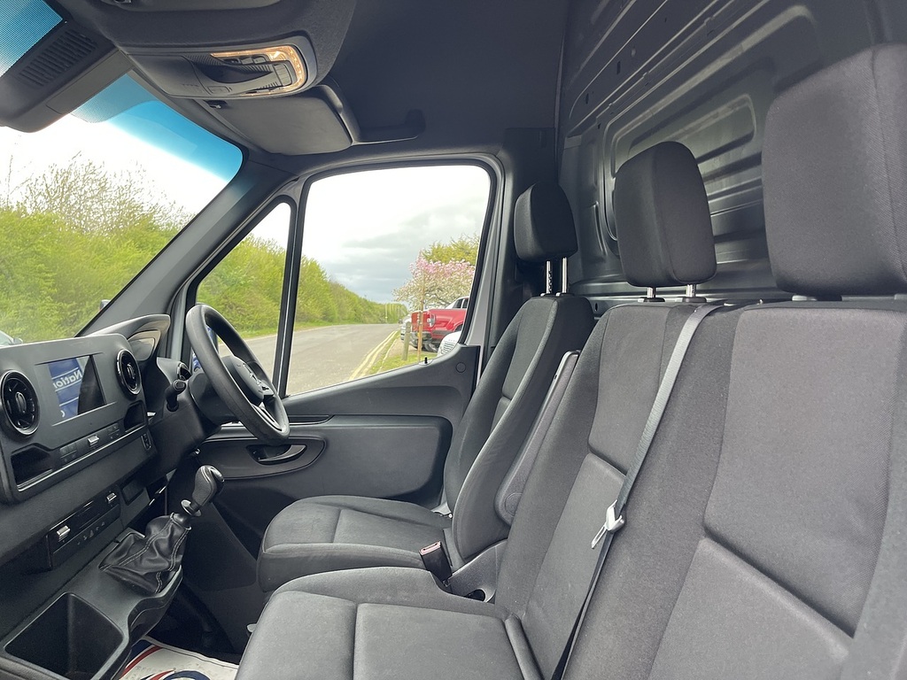 Mercedes-Benz Sprinter 2.0 315 Cdi Premium Rwd L3 H2 Euro 6 Ss White #45