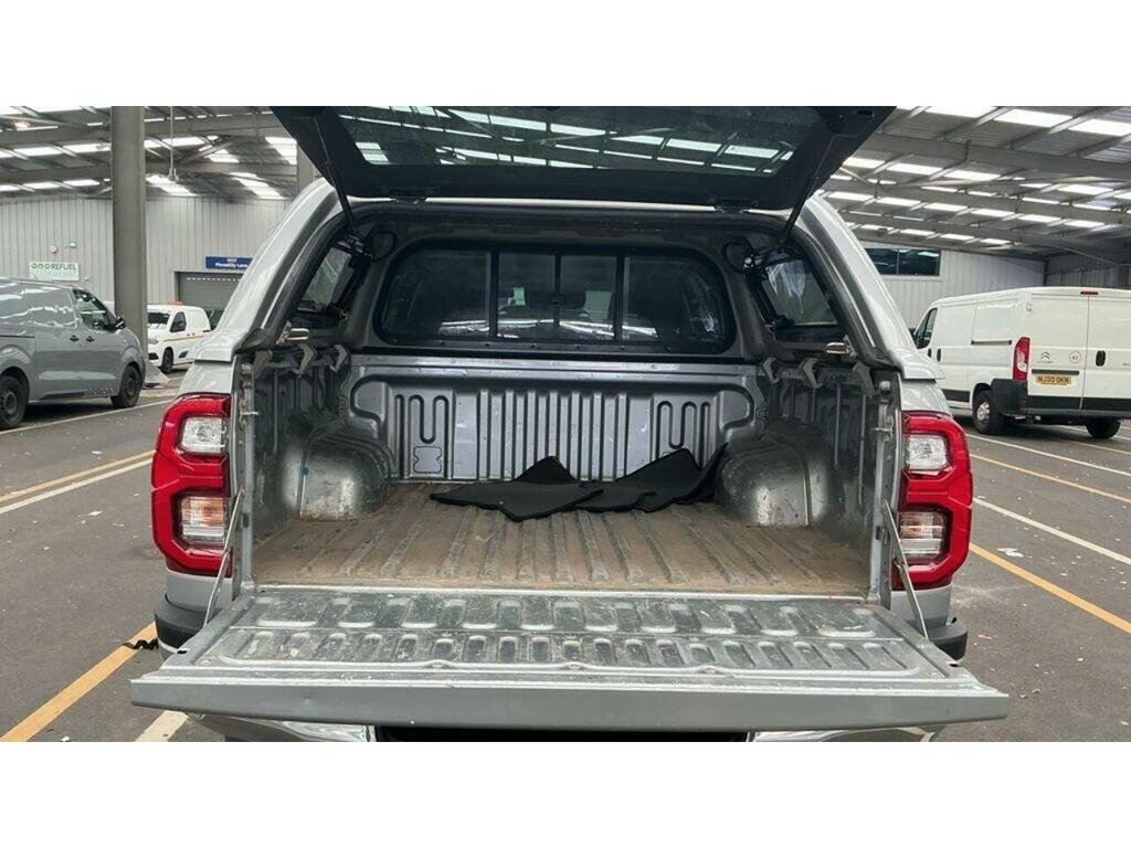 Toyota HILUX 2.8 D-4d Invincible X 4Wd Euro 6 Ss Brown #13