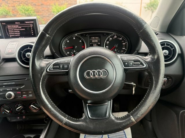 Audi A1 1.2 Tfsi Sport Sportback Euro 5 Ss White #15