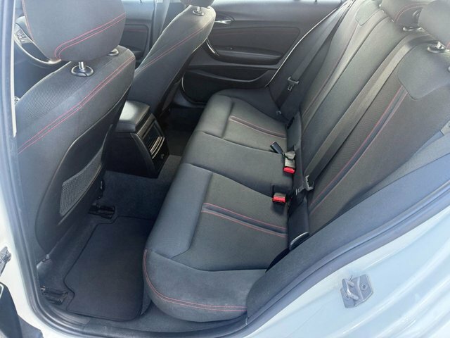 BMW 1 Series 1.5 118I Se Euro Black #11