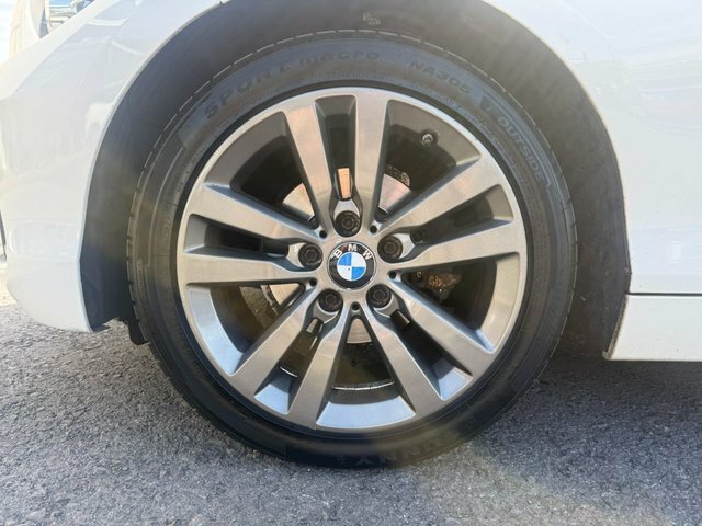BMW 1 Series 1.5 118I Se Euro Black #7