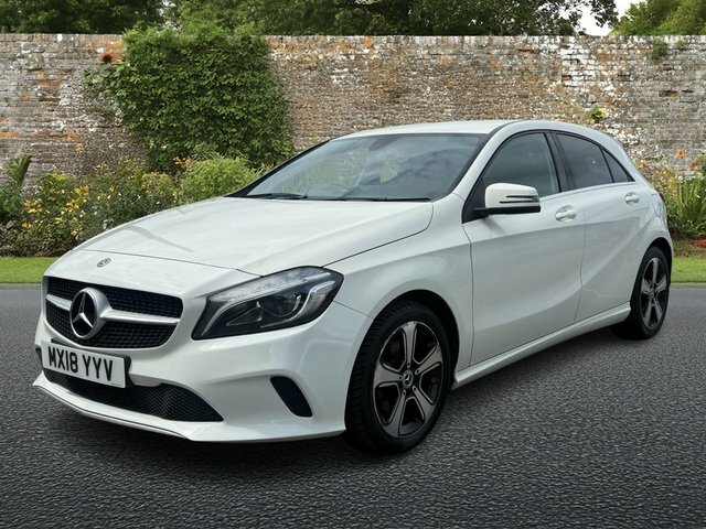 Mercedes-Benz A Class 2.1 A200d Sport Edition Hatchback Manua White #3