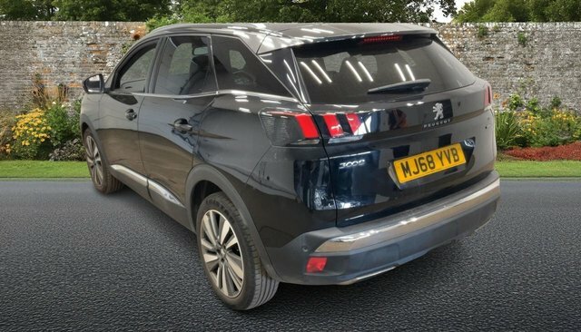 Peugeot 3008 1.5 Bluehdi Gt Line Premium Suv Black #6