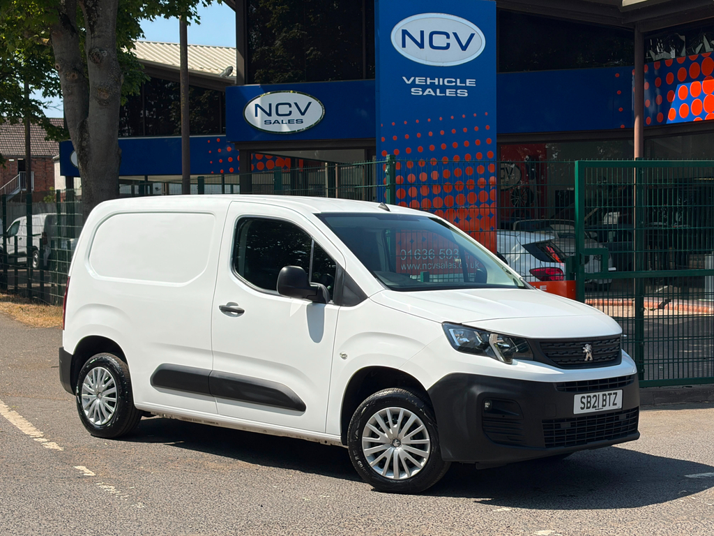 Peugeot Partner Mpv White