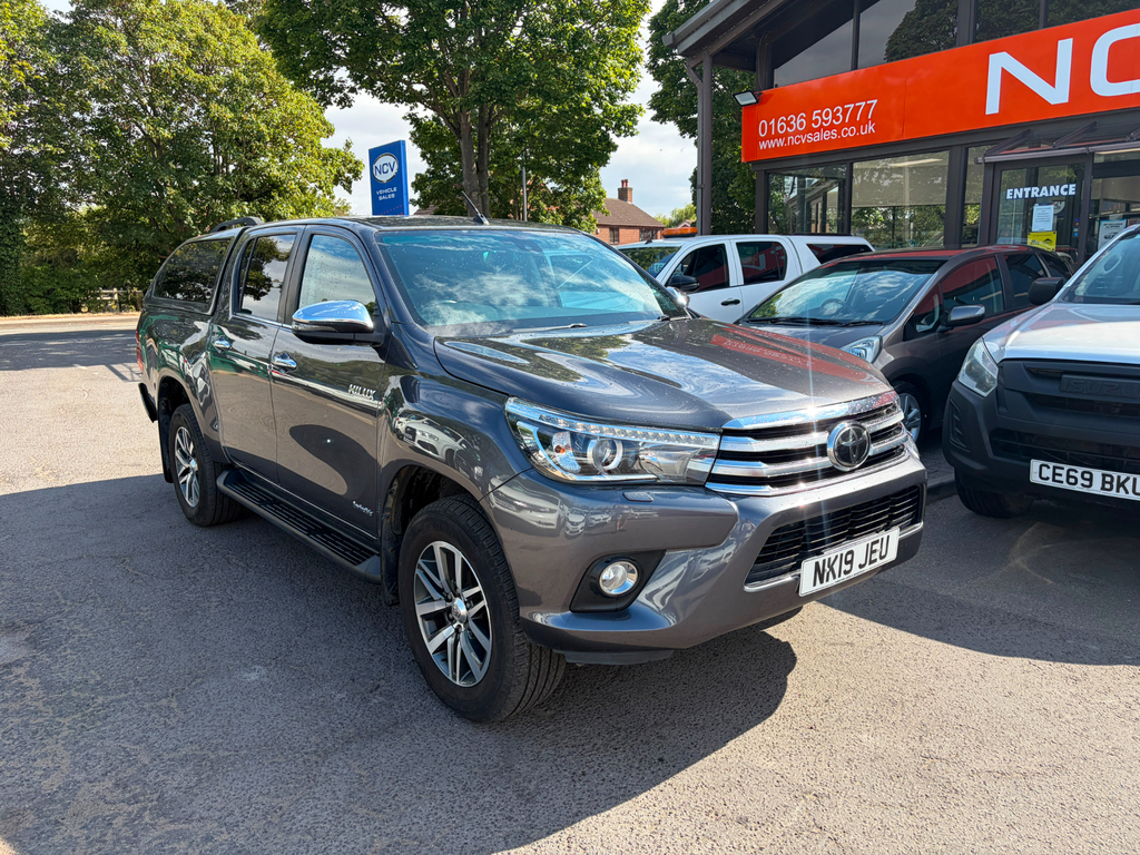 Toyota HILUX Pickup Grey #5