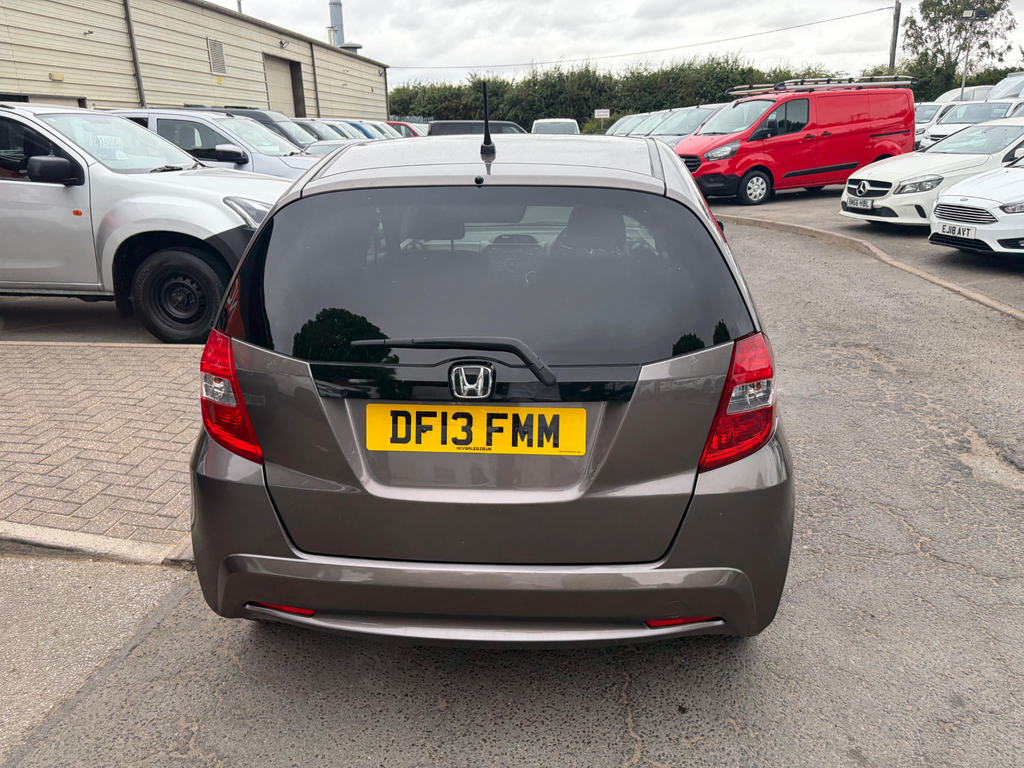 Honda Jazz 1.4 I-vtec Es Plus 5-Door Blue #18