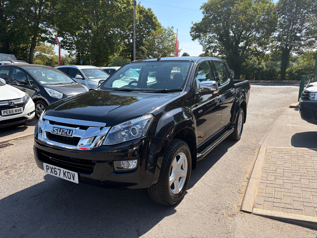 Isuzu D-Max Pickup Black #5