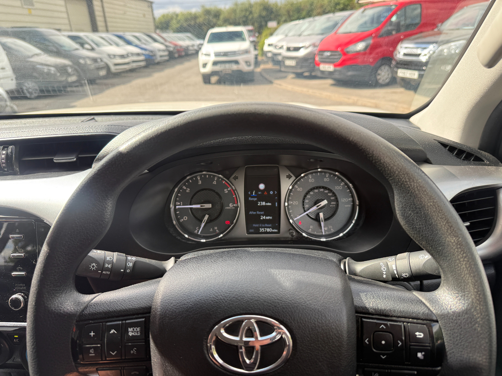 Toyota HILUX Invincible 2.8 D-4d Dcab Blue #14