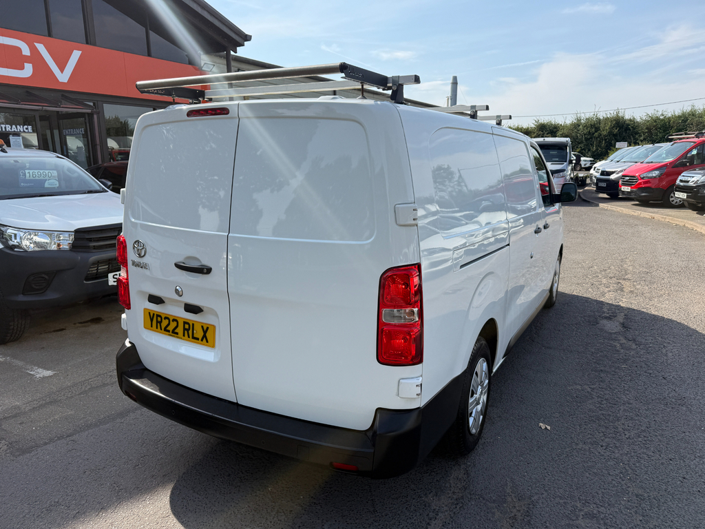Toyota PROACE L2 Icon Lwb Carplay White #2