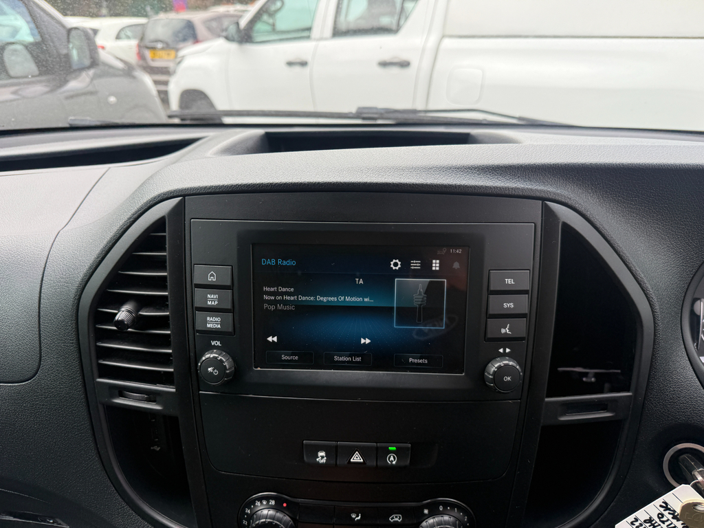 Mercedes-Benz Vito 116Cdi Premium Crew Van 9G-tronic Grey #16