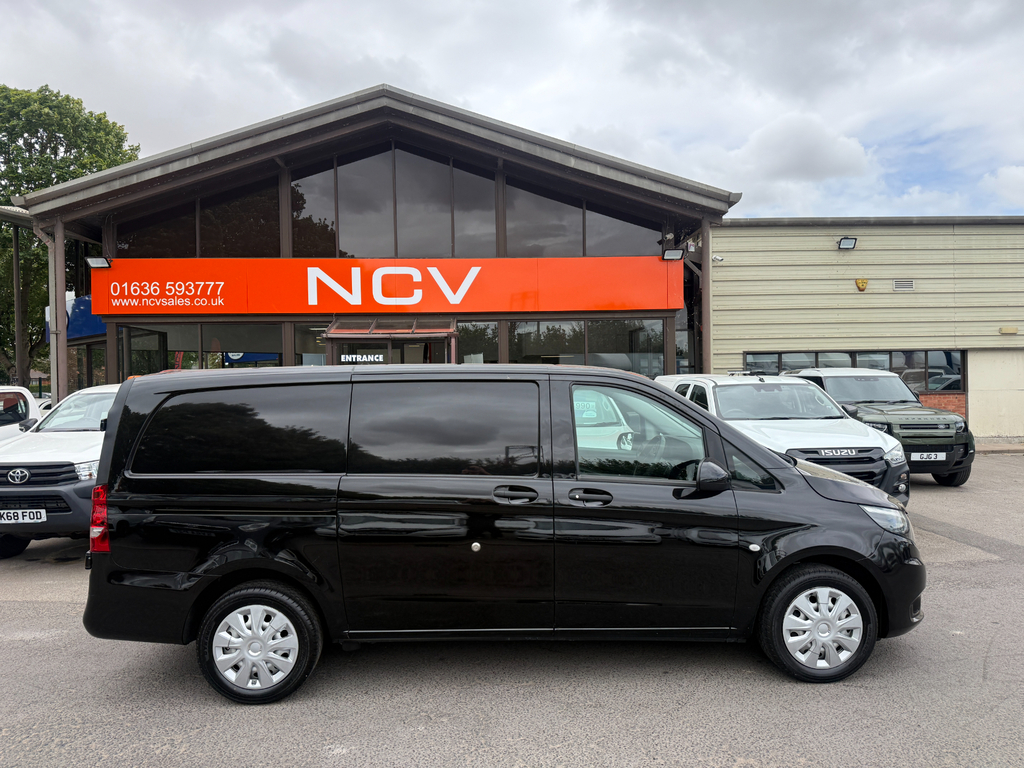 Mercedes-Benz Vito 114 Progressive L2 Lwb Black Eu6 Black #2