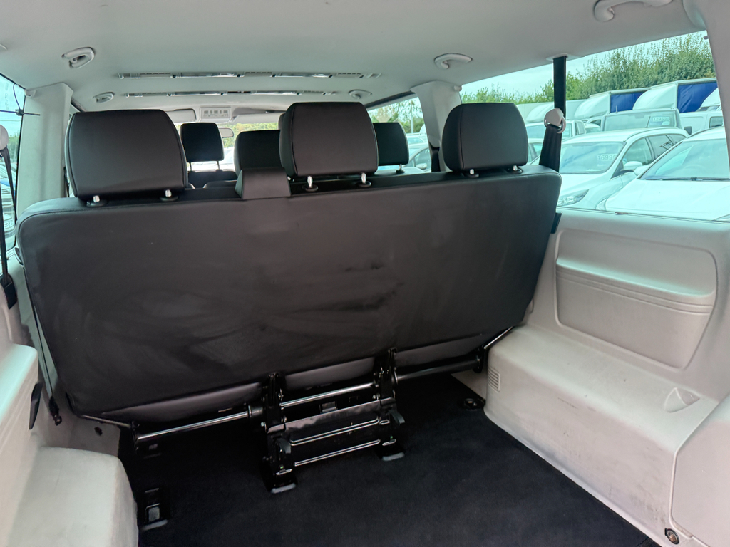 Volkswagen Transporter Shuttle Minibus 2.0 Tdi Bluemotion Tech Se Dsg Fwd Lwb Eur Silver #11