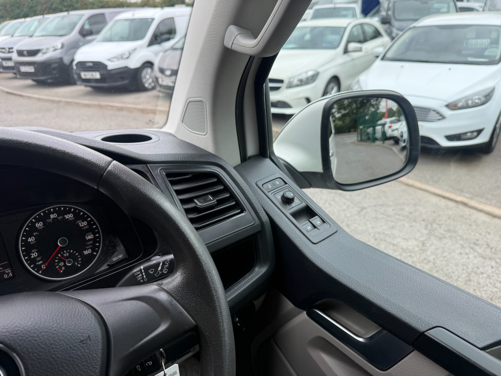 Volkswagen Transporter Shuttle Minibus 2.0 Tdi Bluemotion Tech Se Dsg Fwd Lwb Eur Silver #19