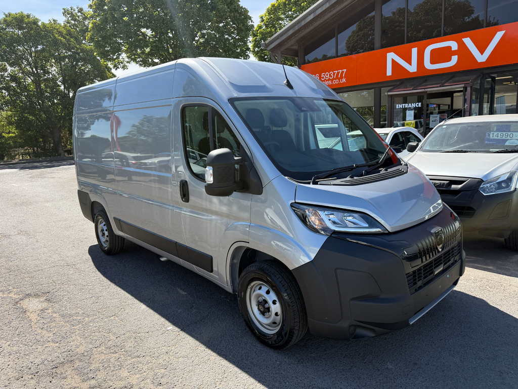 Peugeot Boxer 2.2 Bluehdi 140 H2 Van Professional White #11