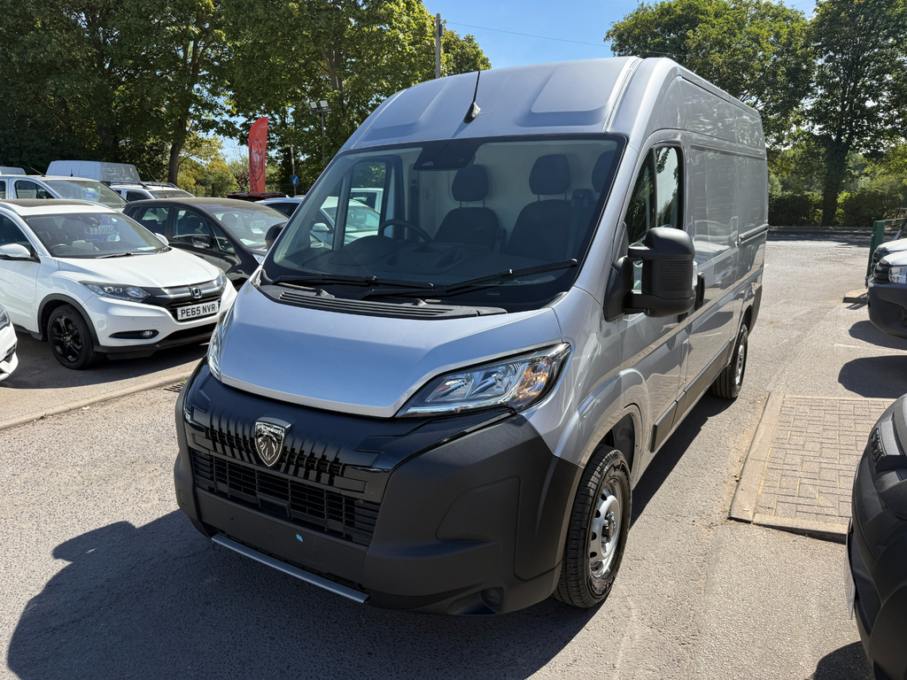 Peugeot Boxer 335 L2h2 Professional Mwb Ac 140Bhp Grey #4