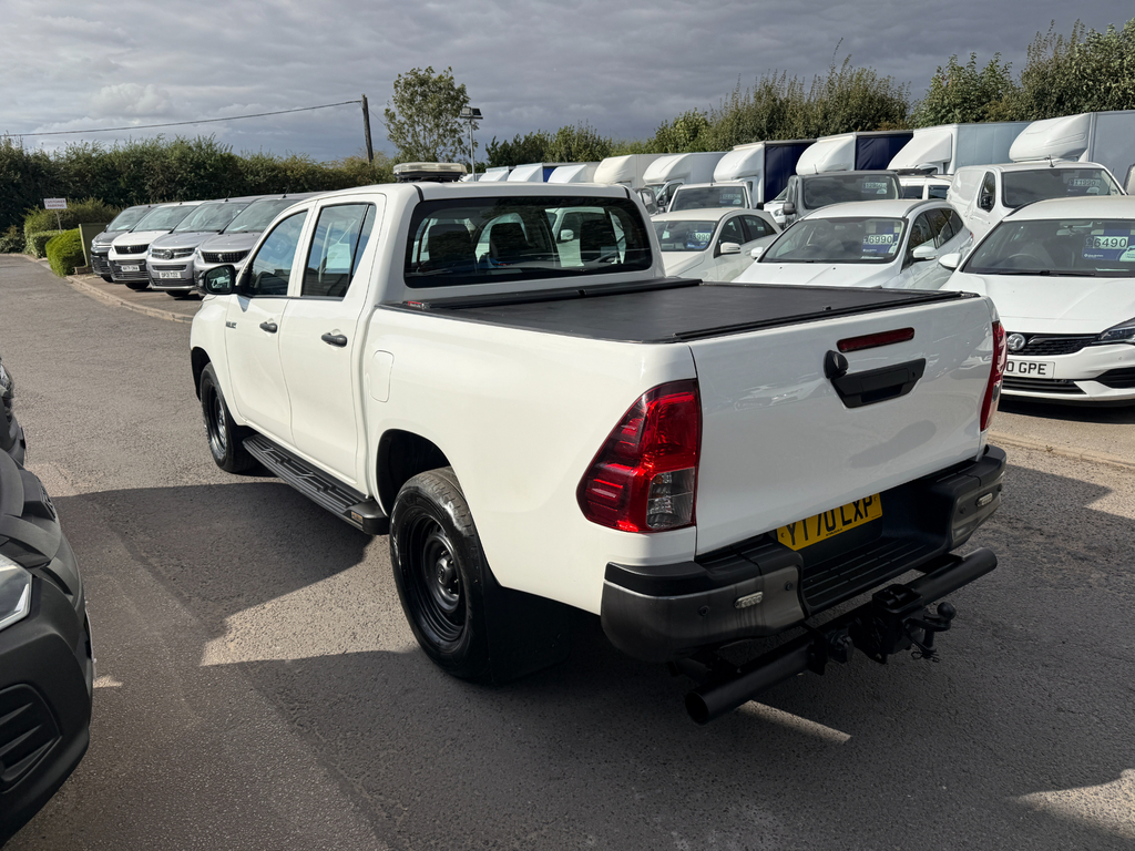 Toyota HILUX Active 4Wd D-4d Dcb Tss Roller Top 4X4 White #5